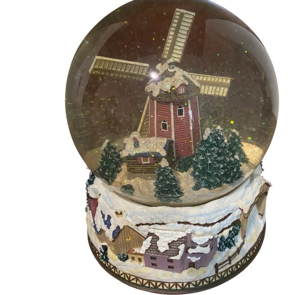 Johnson Brothers Friendly Village  Snow Globe Musical The Windmill Does Work - Picture 3 of 17